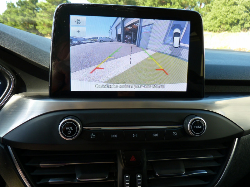 Photo 12 de l'offre de FORD FOCUS SW 1.5 ECOBLUE 120CH TITANIUM X BVA à 16990€ chez Vent d'ouest automobiles