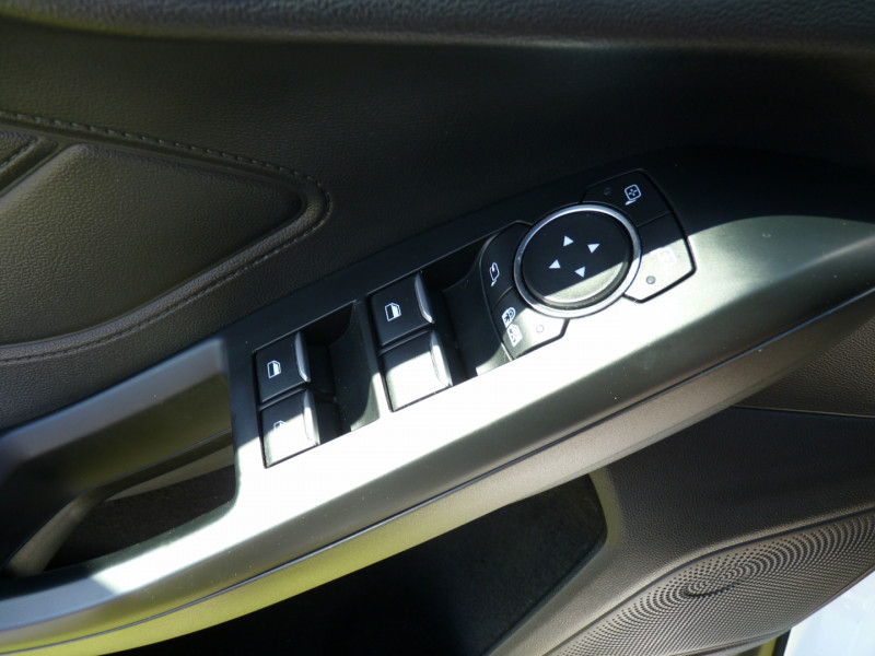 Photo 14 de l'offre de FORD FOCUS SW 1.5 ECOBLUE 120CH TITANIUM X BVA à 16990€ chez Vent d'ouest automobiles
