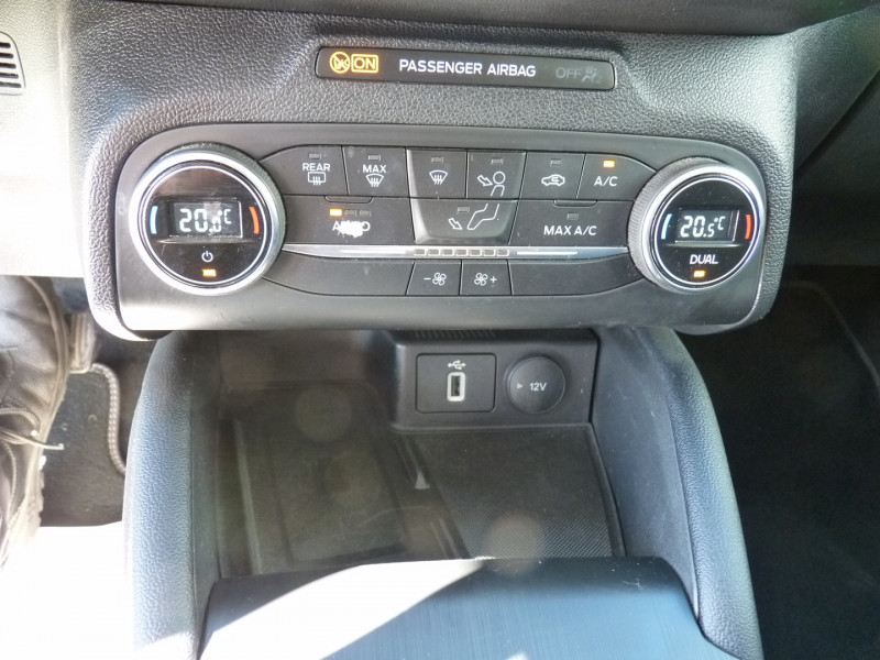 Photo 11 de l'offre de FORD FOCUS SW 1.5 ECOBLUE 120CH TITANIUM X BVA à 16990€ chez Vent d'ouest automobiles