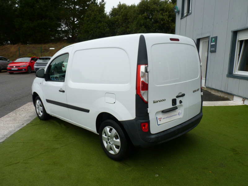Photo 4 de l'offre de RENAULT KANGOO II EXPRESS 1.5 BLUE DCI 95CH EXTRA R-LINK à 10490€ chez Vent d'ouest automobiles