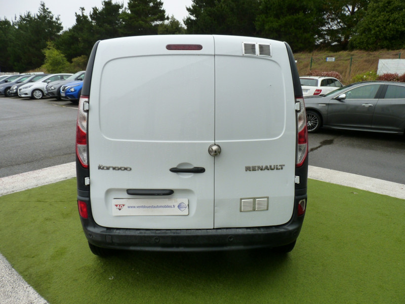 Photo 12 de l'offre de RENAULT KANGOO II EXPRESS 1.5 DCI 90CH CONFORT EDC EURO6 à 10990€ chez Vent d'ouest automobiles