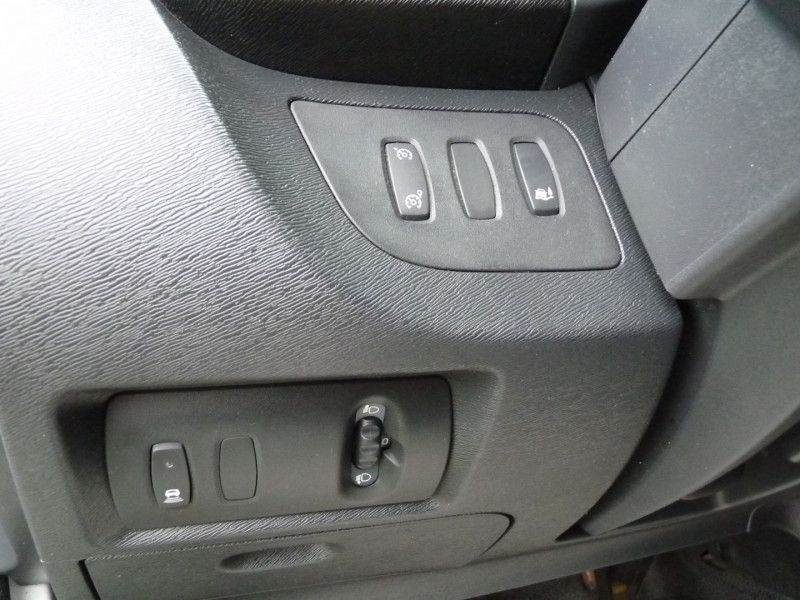 Photo 9 de l'offre de RENAULT KANGOO II EXPRESS 1.5 DCI 90CH CONFORT EDC EURO6 à 10990€ chez Vent d'ouest automobiles