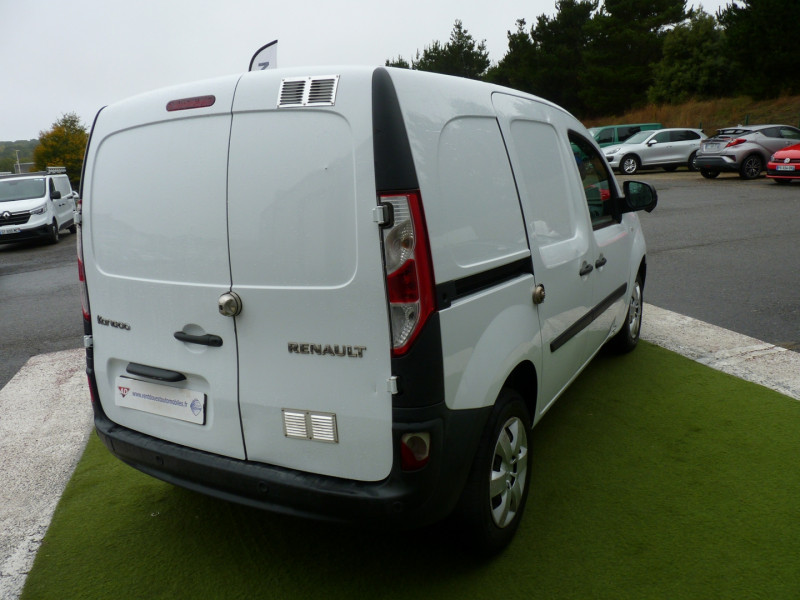 Photo 4 de l'offre de RENAULT KANGOO II EXPRESS 1.5 DCI 90CH CONFORT EDC EURO6 à 10990€ chez Vent d'ouest automobiles