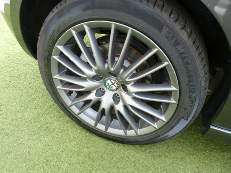 Photo 15 de l'offre de ALFA ROMEO GIULIETTA 2.0 JTDM170 COLLEZIONE STOP&START ALFA TCT à 13490€ chez Vent d'ouest automobiles