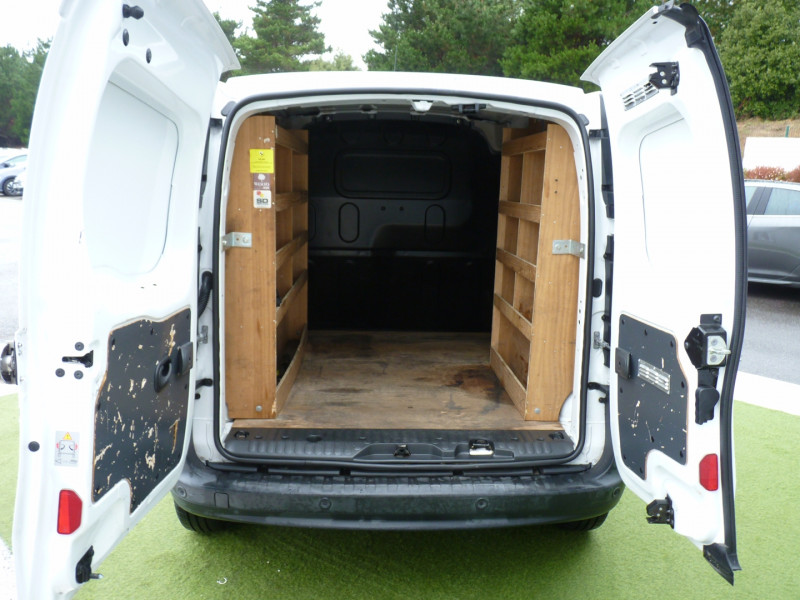 Photo 11 de l'offre de RENAULT KANGOO II EXPRESS 1.5 DCI 90CH CONFORT EDC EURO6 à 10990€ chez Vent d'ouest automobiles
