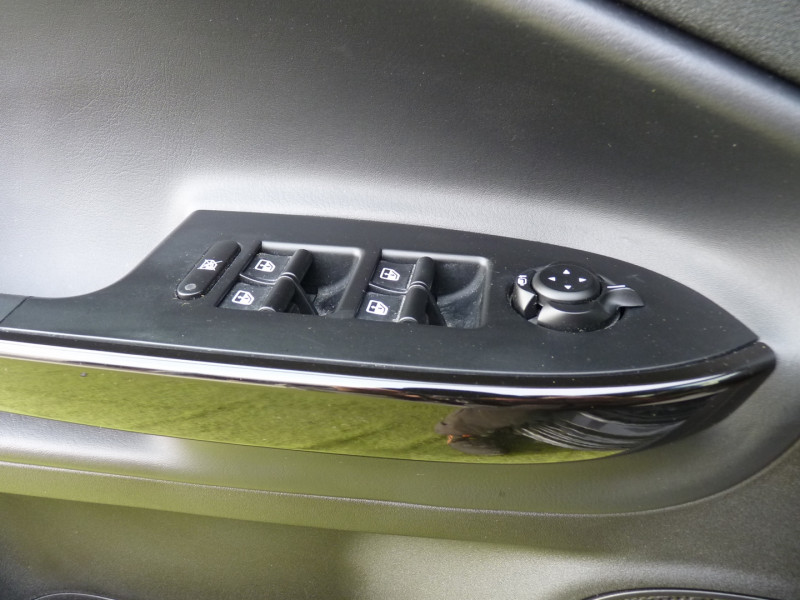 Photo 11 de l'offre de ALFA ROMEO GIULIETTA 2.0 JTDM170 COLLEZIONE STOP&START ALFA TCT à 13490€ chez Vent d'ouest automobiles