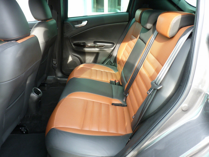 Photo 6 de l'offre de ALFA ROMEO GIULIETTA 2.0 JTDM170 COLLEZIONE STOP&START ALFA TCT à 13490€ chez Vent d'ouest automobiles