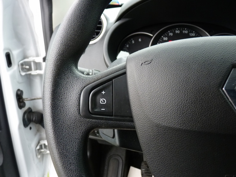 Photo 7 de l'offre de RENAULT KANGOO II EXPRESS 1.5 BLUE DCI 95CH EXTRA R-LINK à 10490€ chez Vent d'ouest automobiles