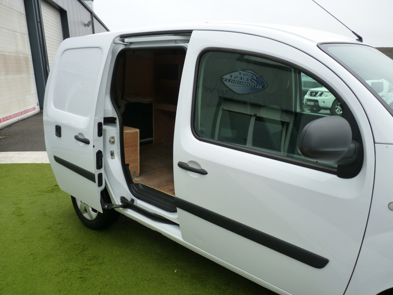 Photo 15 de l'offre de RENAULT KANGOO II EXPRESS 1.5 BLUE DCI 95CH EXTRA R-LINK à 10490€ chez Vent d'ouest automobiles