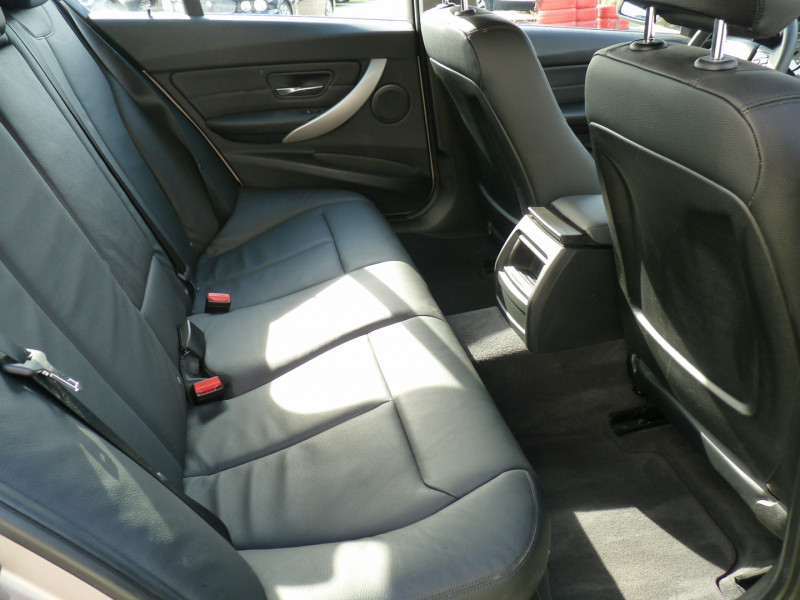 Photo 6 de l'offre de BMW SERIE 3 (F30) 320IA 184CH LOUNGE à 20990€ chez Vent d'ouest automobiles