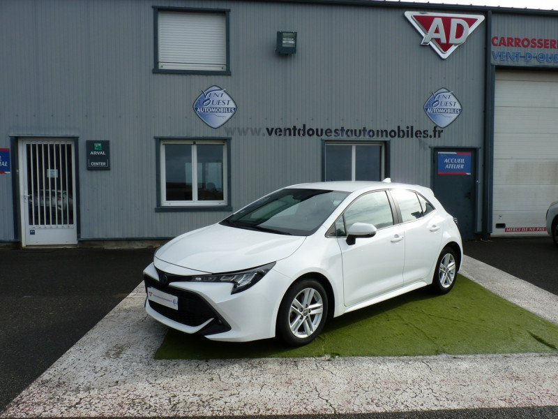 Toyota COROLLA 122H DYNAMIC MY22 Hybride BLANC Occasion à vendre