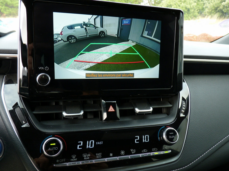 Photo 11 de l'offre de TOYOTA COROLLA 122H DYNAMIC MY22 à 19990€ chez Vent d'ouest automobiles