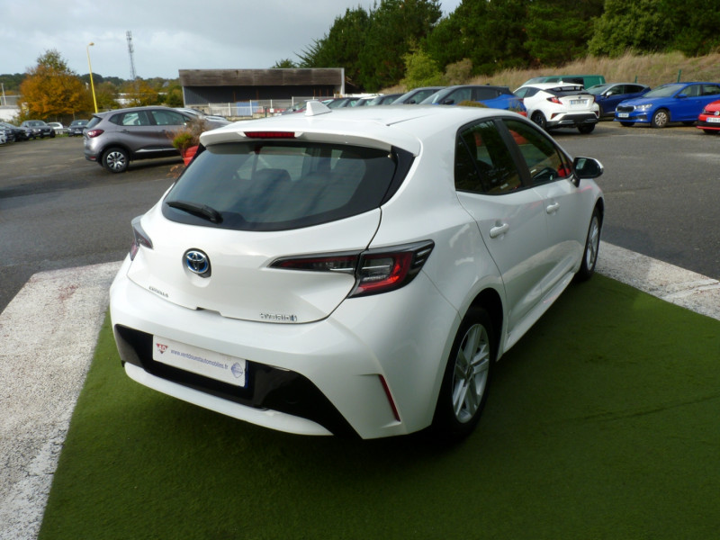 Photo 4 de l'offre de TOYOTA COROLLA 122H DYNAMIC MY22 à 19990€ chez Vent d'ouest automobiles