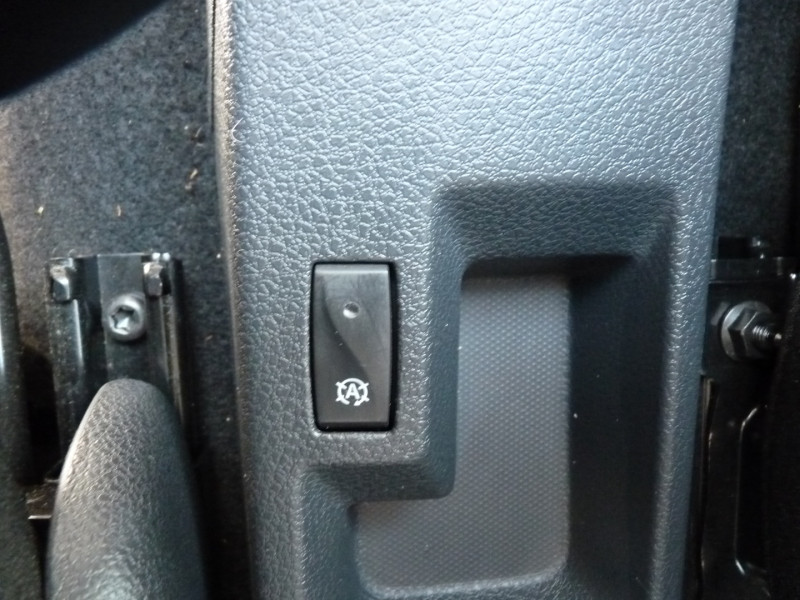 Photo 11 de l'offre de DACIA SANDERO 1.5 DCI 90CH STEPWAY à 13490€ chez Vent d'ouest automobiles