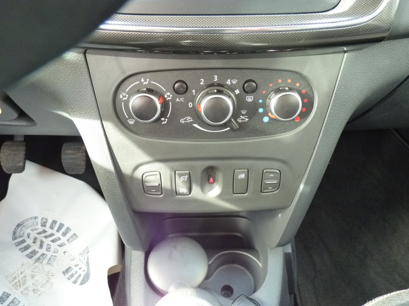 Photo 10 de l'offre de DACIA SANDERO 1.5 DCI 90CH STEPWAY à 13490€ chez Vent d'ouest automobiles