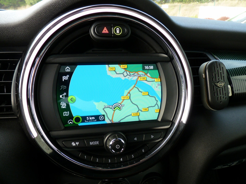 Photo 12 de l'offre de MINI MINI COOPER 136CH EDITION 60 YEARS BVA7 109G à 18990€ chez Vent d'ouest automobiles