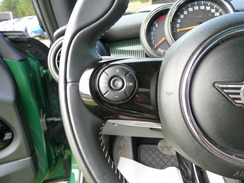 Photo 9 de l'offre de MINI MINI COOPER 136CH EDITION 60 YEARS BVA7 109G à 18990€ chez Vent d'ouest automobiles
