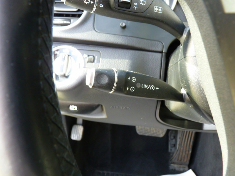 Photo 10 de l'offre de MERCEDES-BENZ CLASSE C BREAK 180 CDI CLASSIC 7G-TRONIC + à 12990€ chez Vent d'ouest automobiles