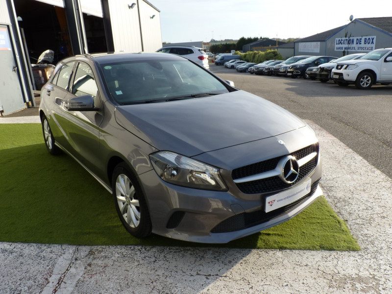 Photo 2 de l'offre de MERCEDES-BENZ CLASSE A 180 D BUSINESS à 14990€ chez Vent d'ouest automobiles