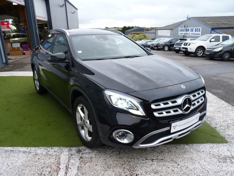 Photo 2 de l'offre de MERCEDES-BENZ GLA 200 D 136CH SENSATION 7G-DCT EURO6C à 22990€ chez Vent d'ouest automobiles