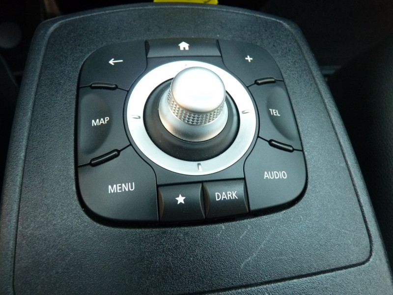 Photo 11 de l'offre de RENAULT GRAND SCENIC III 1.6 DCI 130CH ENERGY BOSE EURO6 7 PLACES 2015 à 13990€ chez Vent d'ouest automobiles