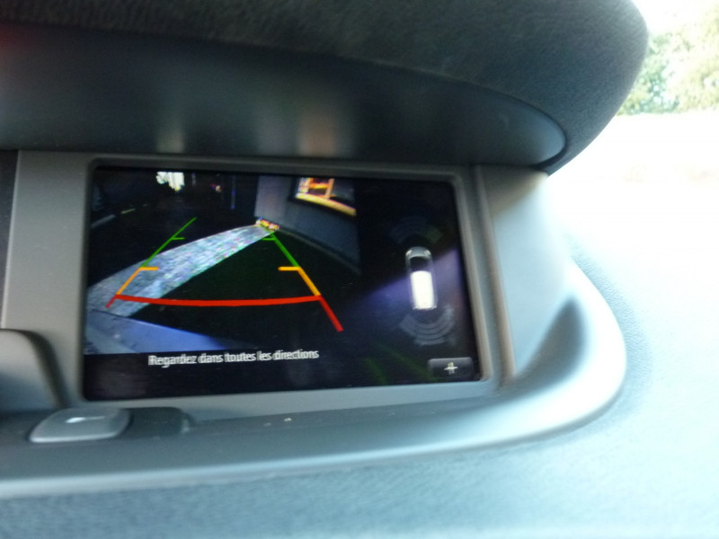 Photo 12 de l'offre de RENAULT GRAND SCENIC III 1.6 DCI 130CH ENERGY BOSE EURO6 7 PLACES 2015 à 13990€ chez Vent d'ouest automobiles