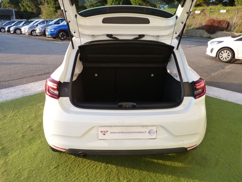 Photo 14 de l'offre de RENAULT CLIO V 1.0 SCE 65CH BUSINESS -21 à 11790€ chez Vent d'ouest automobiles