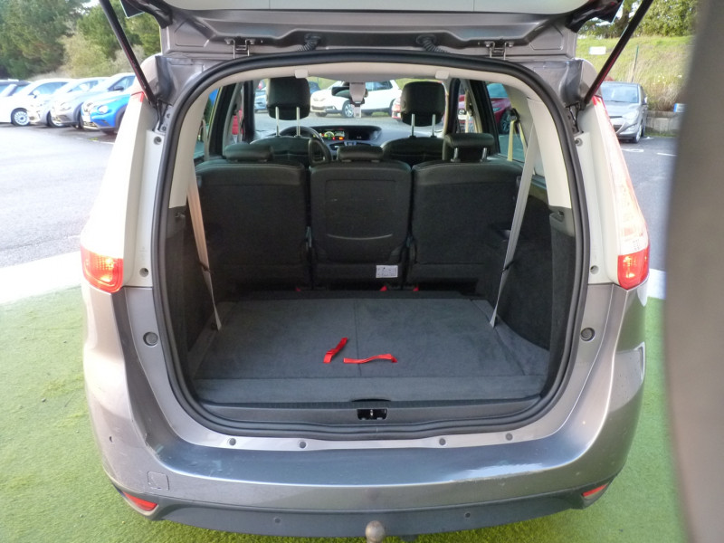 Photo 16 de l'offre de RENAULT GRAND SCENIC III 1.6 DCI 130CH ENERGY BOSE EURO6 7 PLACES 2015 à 13990€ chez Vent d'ouest automobiles