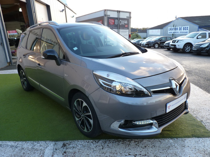 Photo 2 de l'offre de RENAULT GRAND SCENIC III 1.6 DCI 130CH ENERGY BOSE EURO6 7 PLACES 2015 à 13990€ chez Vent d'ouest automobiles