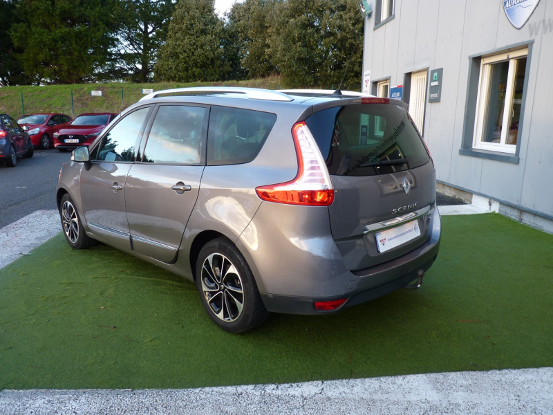 Photo 3 de l'offre de RENAULT GRAND SCENIC III 1.6 DCI 130CH ENERGY BOSE EURO6 7 PLACES 2015 à 13990€ chez Vent d'ouest automobiles