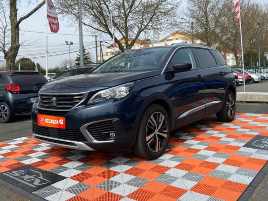 Acheter PEUGEOT 5008 BlueHDi 120 ALLURE chez SN Diffusion