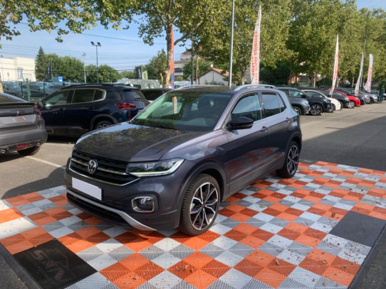 Acheter VOLKSWAGEN T-Cross 1.0 TSI 110 CARAT Export GPS Caméra Cockpit JA 18" chez SN Diffusion