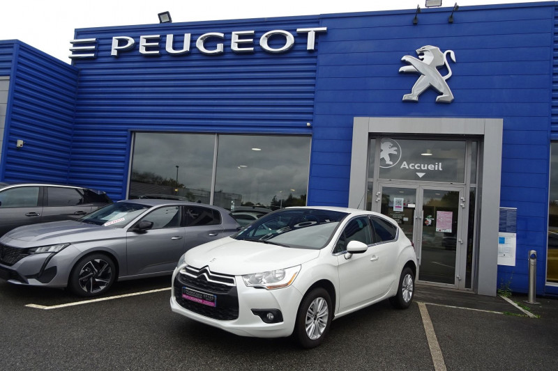 Citroen DS4 1.6 VTI 120CH SO CHIC Essence BLANC Occasion à vendre