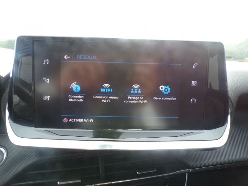 Photo 11 de l'offre de PEUGEOT 2008 1.2 PURETECH 100CH S&S ALLURE à 18990€ chez Mézière Automobiles