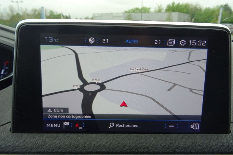 Photo 10 de l'offre de PEUGEOT 3008 1.5 BLUEHDI 130CH E6.C ALLURE S&S 6CV à 14990€ chez Mézière Automobiles