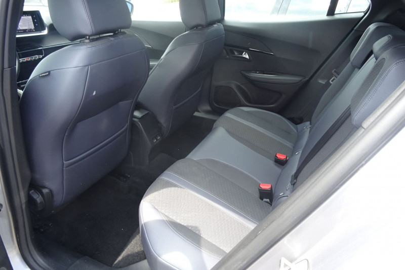 Photo 6 de l'offre de PEUGEOT 2008 1.2 PURETECH 130CH S&S ALLURE à 19990€ chez Mézière Automobiles