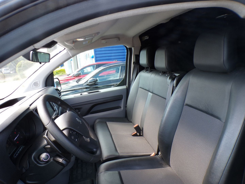 Photo 6 de l'offre de PEUGEOT EXPERT FG STANDARD 2.0 BLUEHDI 180CH S&S ASPHALT EAT8 à 26990€ chez Mézière Automobiles