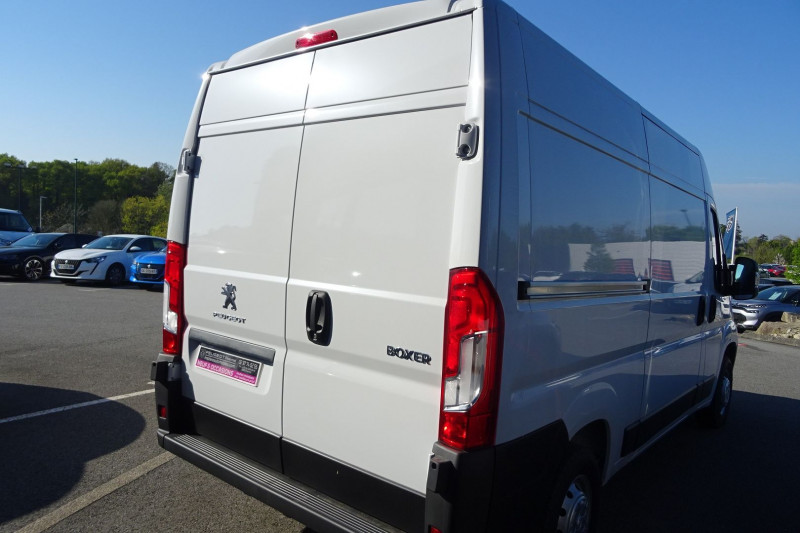 Photo 3 de l'offre de PEUGEOT BOXER FG 330 L2H2 2.2 BLUEHDI S&S 140CH PRO à 29990€ chez Mézière Automobiles