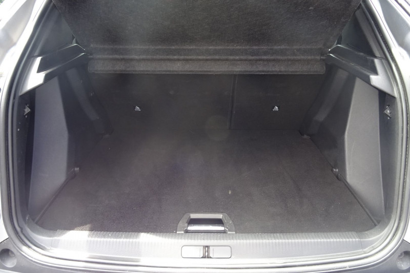 Photo 5 de l'offre de PEUGEOT 2008 1.2 PURETECH 130CH S&S ALLURE à 19990€ chez Mézière Automobiles