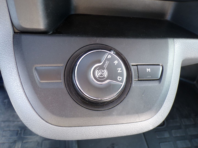 Photo 10 de l'offre de PEUGEOT EXPERT FG STANDARD 2.0 BLUEHDI 180CH S&S ASPHALT EAT8 à 26990€ chez Mézière Automobiles