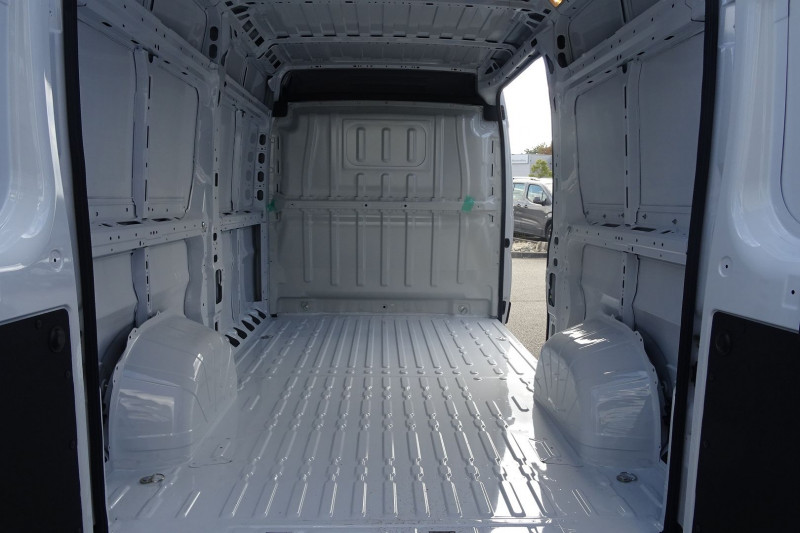 Photo 5 de l'offre de CITROEN JUMPER FG L2H2 3.3 140CH BLUEHDI S&S à 32000€ chez Mézière Automobiles