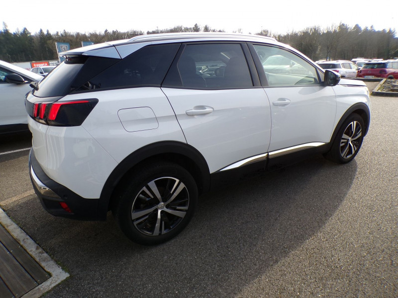 Photo 3 de l'offre de PEUGEOT 3008 1.2 PURETECH 130CH ALLURE S&S EAT6 à 16990€ chez Mézière Automobiles
