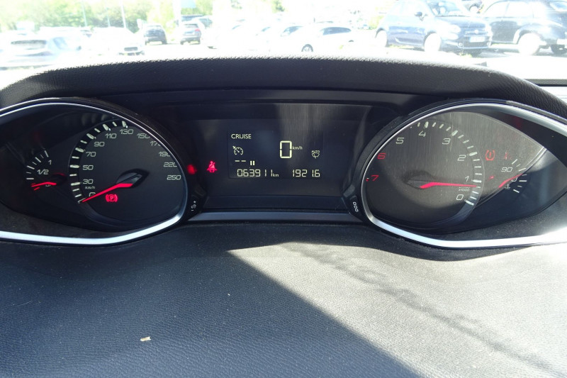 Photo 9 de l'offre de PEUGEOT 308 1.2 PURETECH 110CH E6.C S&S ACTIVE BUSINESS à 12990€ chez Mézière Automobiles