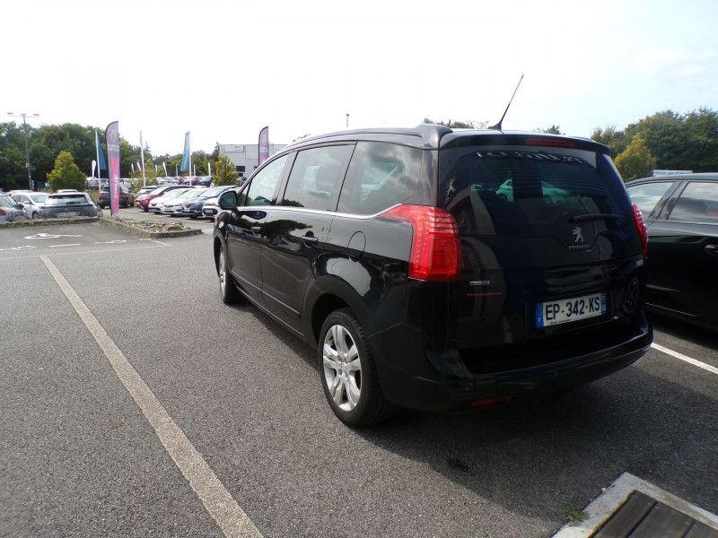 Photo 4 de l'offre de PEUGEOT 5008 1.6 BLUEHDI 120CH ALLURE S&S 7PL à 11900€ chez Mézière Automobiles