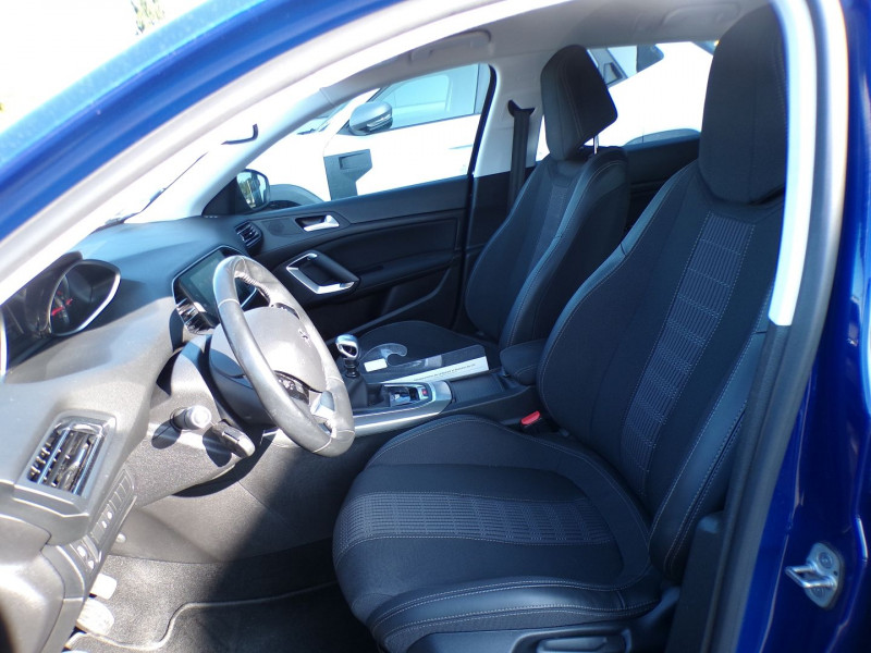 Photo 6 de l'offre de PEUGEOT 308 SW 1.2 PURETECH 130CH E6.C S&S ALLURE 6CV à 14990€ chez Mézière Automobiles