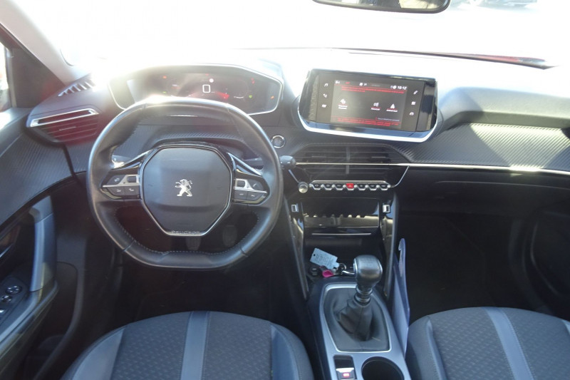 Photo 8 de l'offre de PEUGEOT 2008 1.2 PURETECH 130CH S&S ALLURE à 16990€ chez Mézière Automobiles