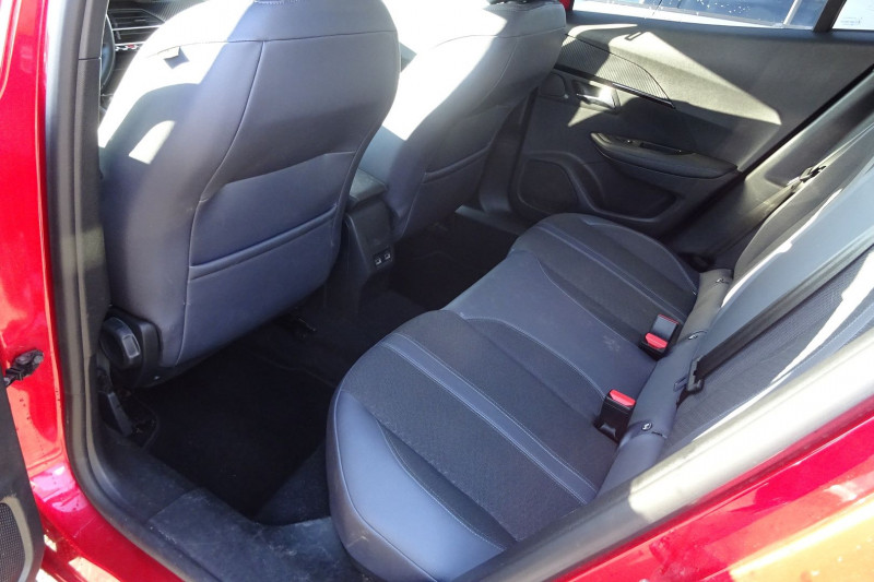 Photo 6 de l'offre de PEUGEOT 2008 1.2 PURETECH 130CH S&S ALLURE à 16990€ chez Mézière Automobiles