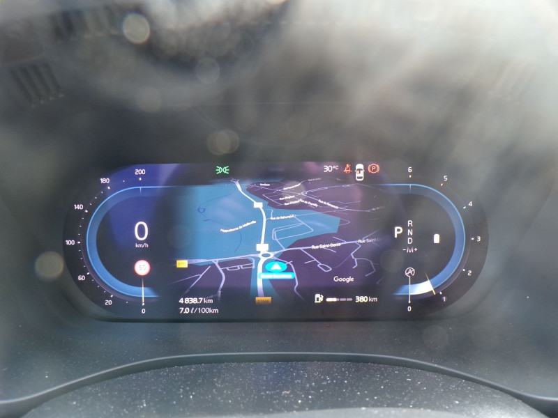 Photo 10 de l'offre de VOLVO XC60 B4 ADBLUE 197CH R-DESIGN GEARTRONIC à 39990€ chez Mézière Automobiles