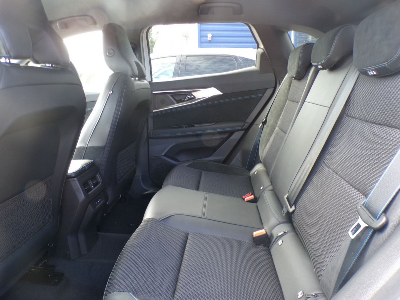 Photo 9 de l'offre de RENAULT AUSTRAL 1.2 E-TECH FULL HYBRID 200CH TECHNO ESPRIT ALPINE - 24 à 35990€ chez Mézière Automobiles