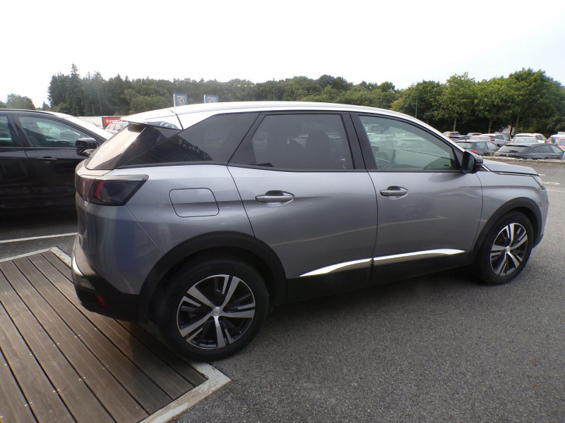 Photo 3 de l'offre de PEUGEOT 3008 1.5 BLUEHDI 130CH S&S ALLURE PACK EAT8 à 28990€ chez Mézière Automobiles